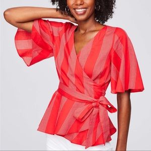Loft wrap top